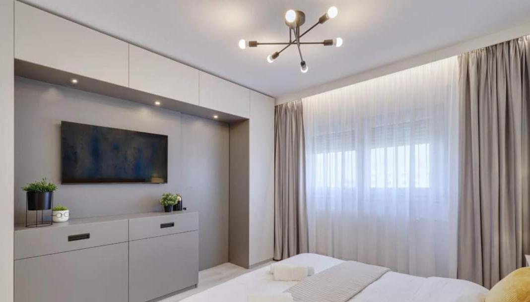 Government Deluxe Studio By Magic Apartments Bucarest Exterior foto